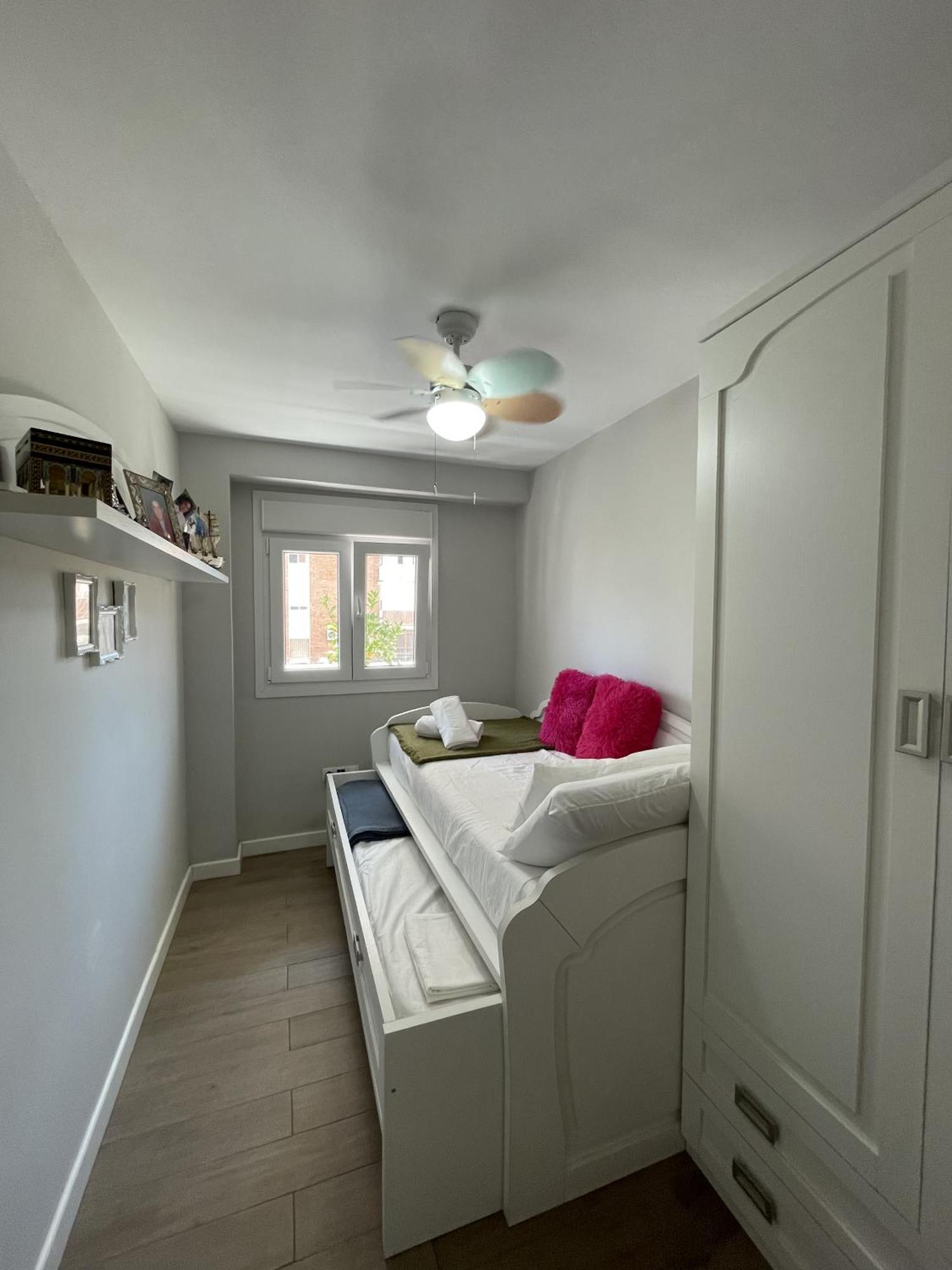 Cozy Room In Stylish Flat Just Steps From The Beach Cadiz Dış mekan fotoğraf