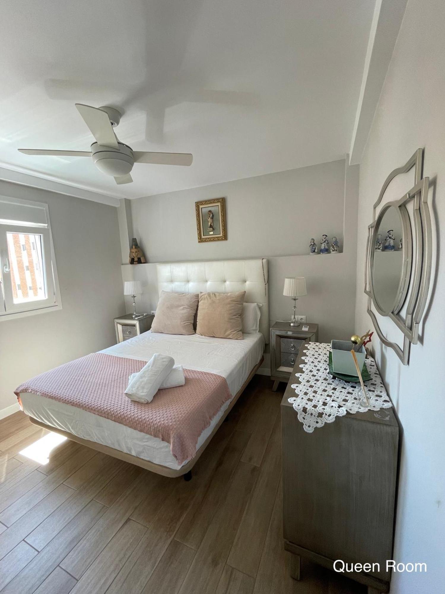 Cozy Room In Stylish Flat Just Steps From The Beach Cadiz Dış mekan fotoğraf